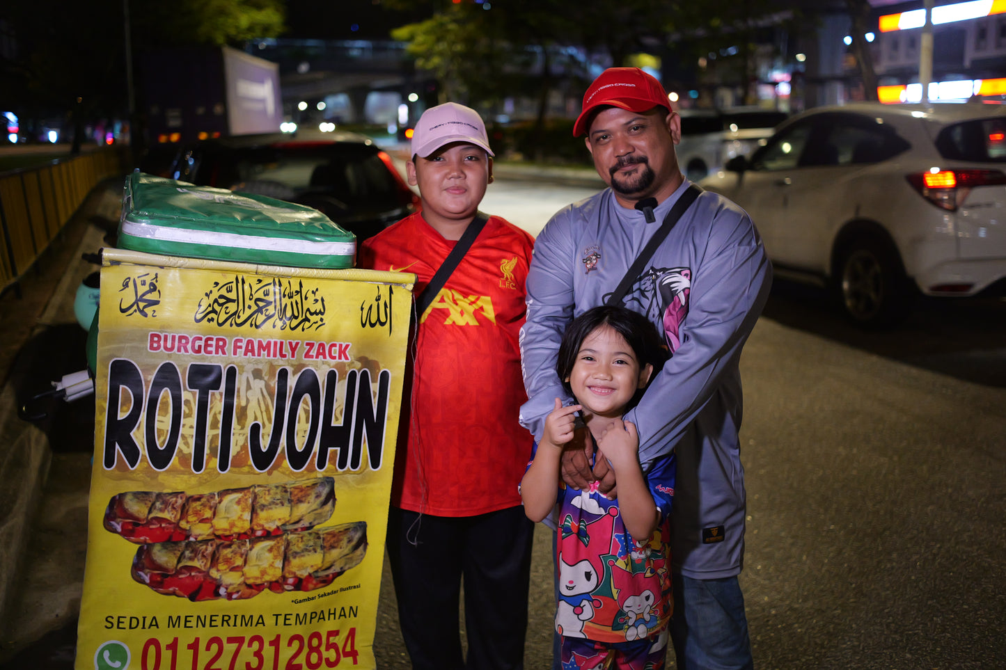 Limited Digital Artwork of "Papazola yang sebenarnya"